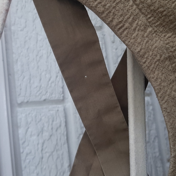 Women's Anthropologie Puffy Sleeve Military Green Open Back Top Blouse Size S - Picture 4 of 13